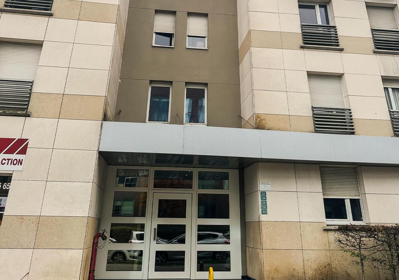 Studio Montevrain Rer Kültér fotó